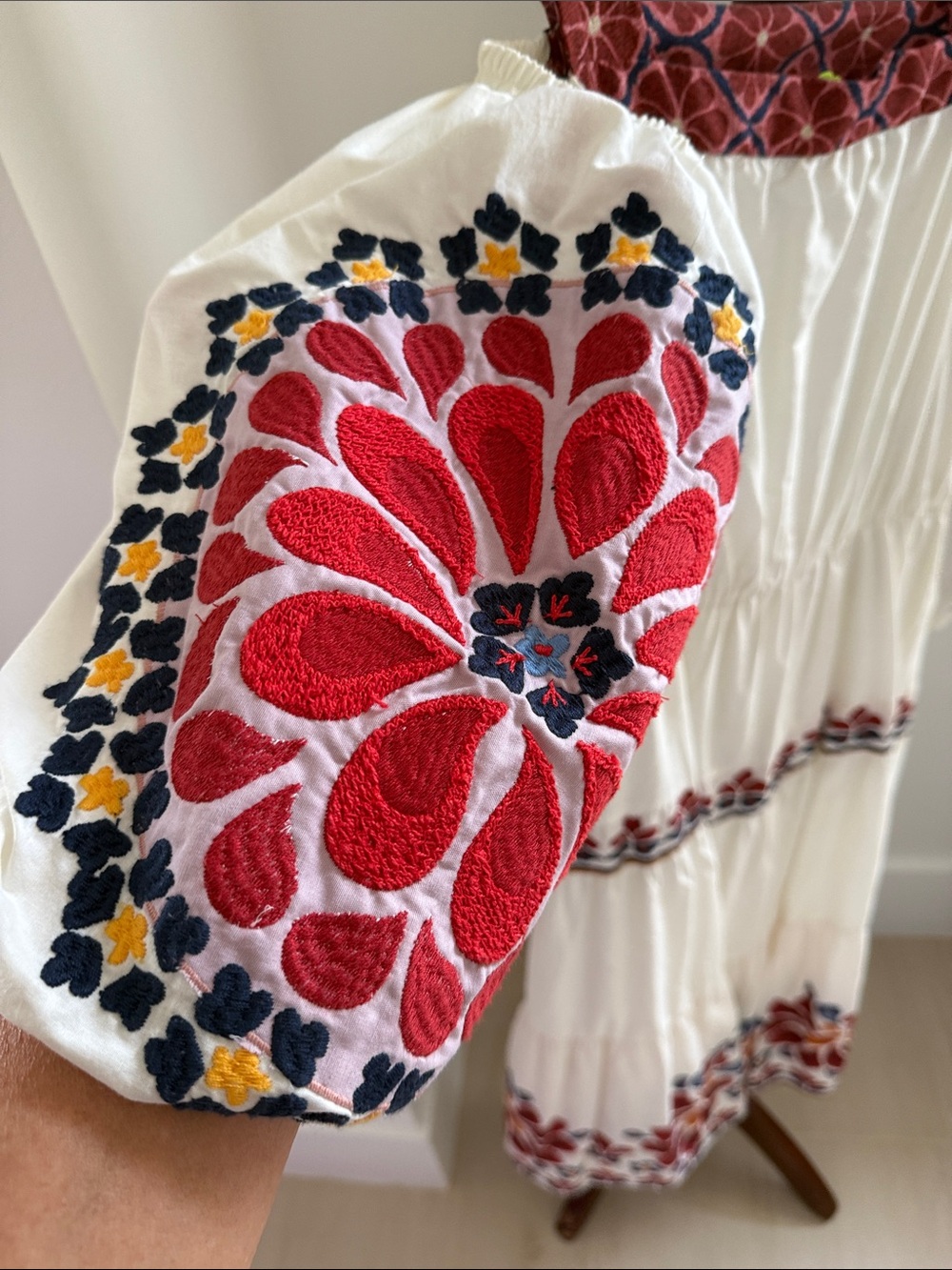 L/XL FARM Rio Dress with Red Floral Embroidery - Picture 2 of 13